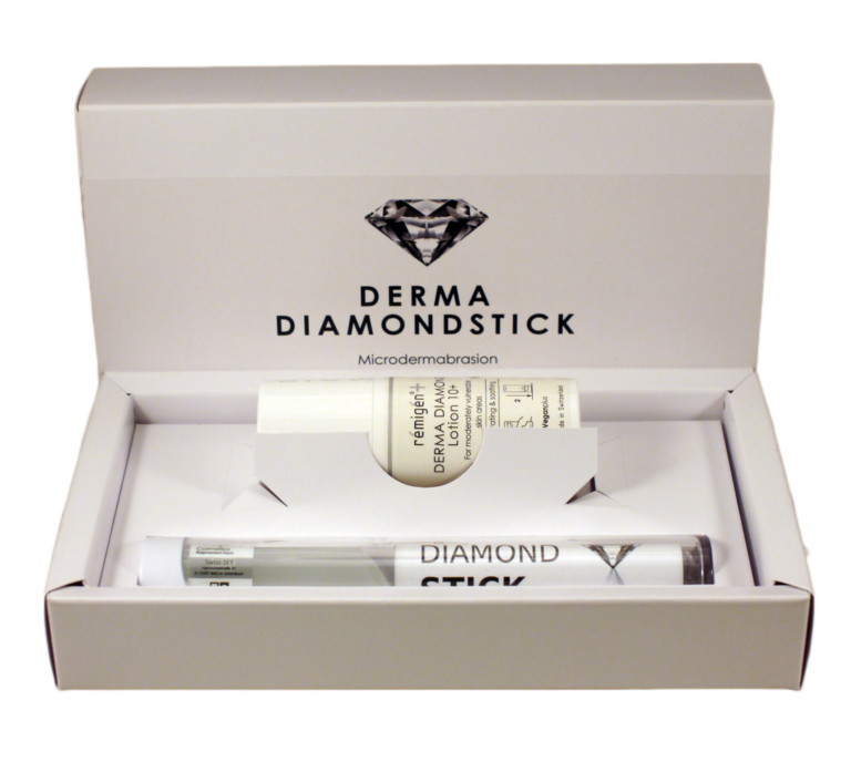 Derma Diamondstick Mikrodermabrasionsprodukt in Verpackung.